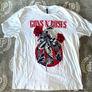 Guns N’ Roses shirt